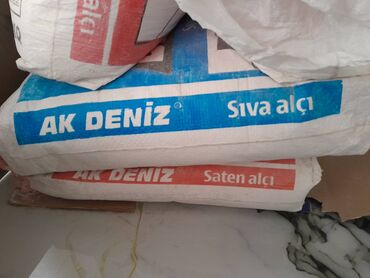 zal ucun asma tavanlar: Ak deniz astar ve üzlük 5 manatdan. Ünvan 20 ci sahe teref