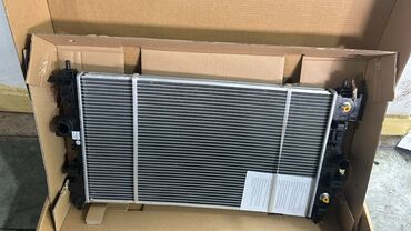 4 qapi niva satilir: Chevrolet Cruze 1.4 mator .su radiatoru 2011-2015 kimi