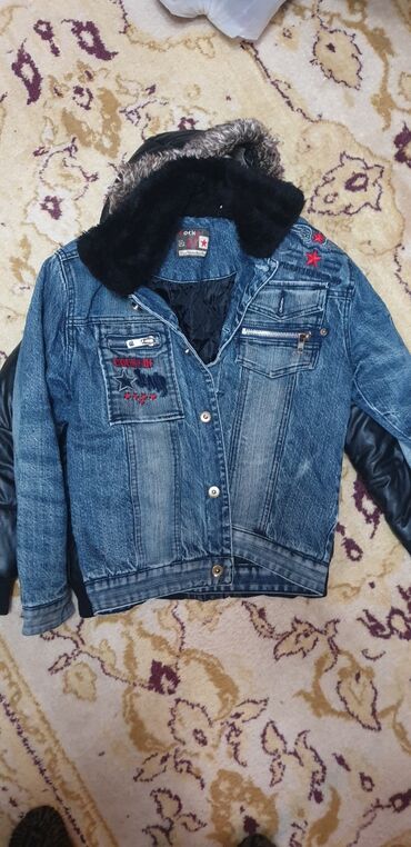 купить куртку детскую на мальчика: Куртка детская, тёплая. Меховой воротник. Имеются кармашки. Также