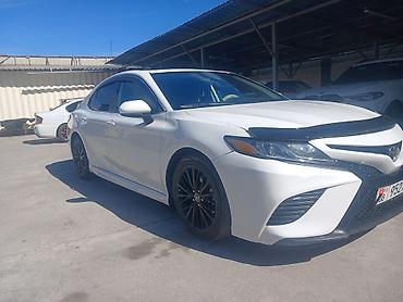 Toyota Camry: 2019 г., 2.5 л, Автомат, Бензин, Седан