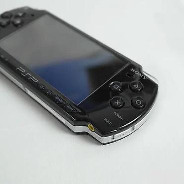 second hand shop electronics: Sređen tekst: Sony PSP konzola, odlično očuvana sa manjim tragovima — 2