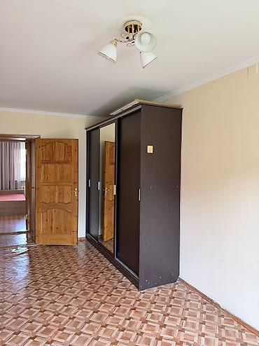 Долгосрочная аренда квартир: 3 комнаты, Собственник, Без подселения, С мебелью частично — 10