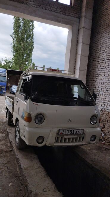 машыналар афтамат бишкек: Hyundai Porter: 2001 г., 2.6 л, Механика, Дизель, Van