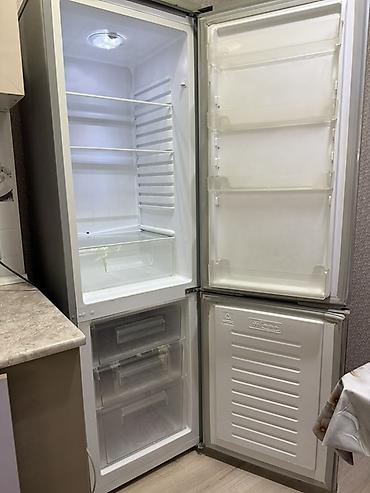 Техника для кухни: Холодильник Indesit, Б/у, Двухкамерный — 5