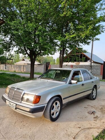 uslugi jekskavator v: Mercedes-Benz 230: 1988 г., 2.3 л, Типтроник, Бензин, Седан