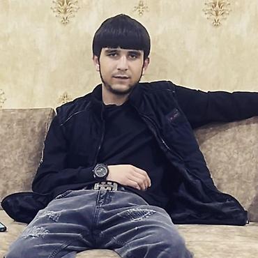Наручные часы: Salam is axtaram ozum xirdlanda qalam fehlelik de olsun moyka isi de — 1