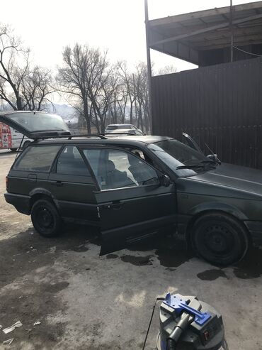 газел авто уна: Volkswagen Passat: 1989 г., 1.8 л, Механика, Бензин, Универсал