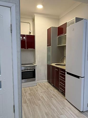 48: 1 комната, 42 м², 5 мкр Элитка, 8 этаж — 2