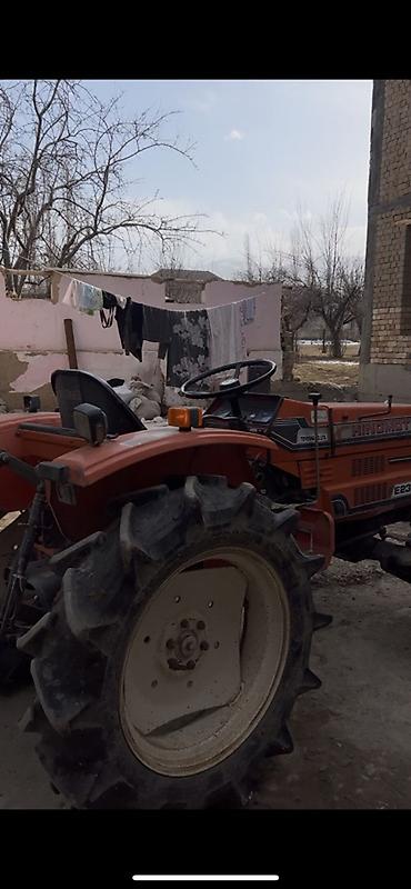 Мини-тракторы Hinomoto: Трактор Hinomoto E2304 - Компактный японский трактор на дизеле, 4x4 — 3