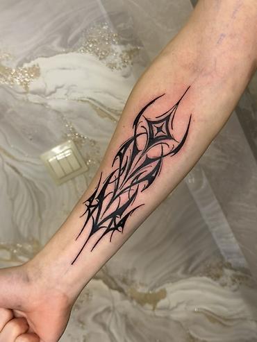Тату, пирсинг: Тату-услуги от мастера - Индивидуальные эскизы: от минимализма и — 6