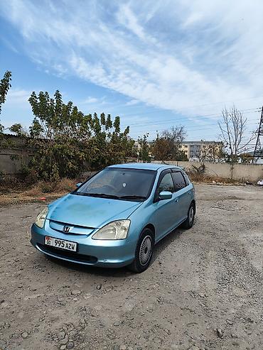 Унаа сатуу: Honda Civic: 2002 г., 1.5 л, Вариатор, Бензин, Хетчбек — 2