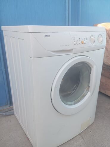 машинки автомат бу: Стиральная машина Zanussi, Б/у, Автомат, До 6 кг, Полноразмерная