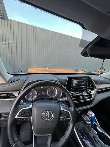 ланкрузер прада: Toyota Highlander: 2022 г., 2.5 л, Автомат, Гибрид, Кроссовер — 8