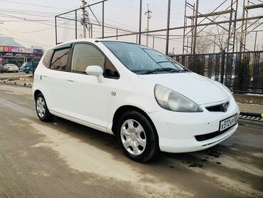 Honda: Honda Fit: 2002 г., 1.3 л, Вариатор, Бензин