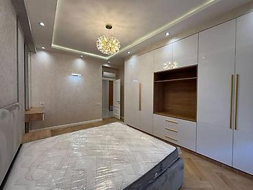 Дом и сад: İcarəyə verilir 3 otaqlı yeni tikili 130 m², Ağ şəhər q. Kateqoriya — 9