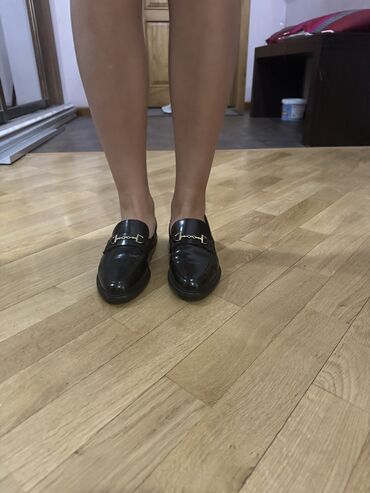 Мокасины и лоферы: Лоферы, 39, Massimo Dutti, Б/у, цвет - Черный, Самовывоз — 11