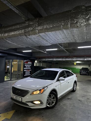 Hyundai Sonata: 2016 г., 2 л, Автомат, Газ, Седан