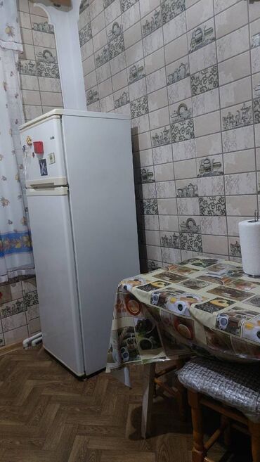 Köhnə tikili: Bakı, 2 otaqlı, Köhnə tikili, m. Həzi Aslanov, 50 kv. m — 11