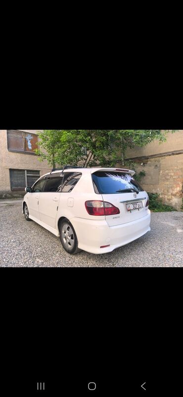 Toyota: Toyota Ipsum: 2004 г., 2.4 л, Автомат, Газ, Минивэн