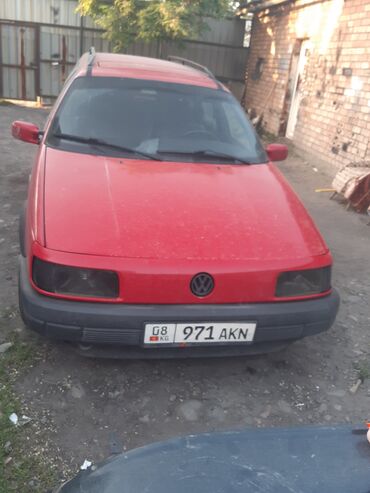Volkswagen: Volkswagen Passat: 1993 г., 2 л, Механика, Бензин, Универсал