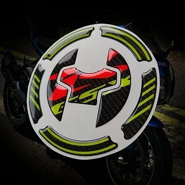 legend ruma: Suzuki GSXR carbon fluo zuta Štitnik čepa - nalepnica - 1775 📌 Opis — 3