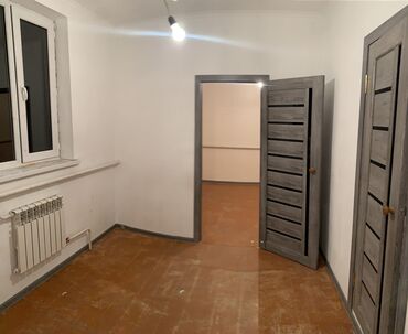 Долгосрочная аренда квартир: 2 комнаты, Без мебели