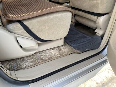 Toyota: Toyota Ipsum: 2003 г., 2.4 л, Автомат, Бензин, Минивэн — 11