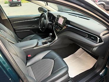 Транспорт: Toyota Camry: 2020 г., 2.5 л, Автомат, Бензин, Седан — 1