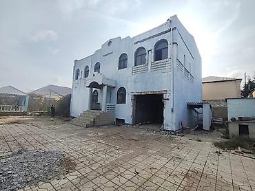 Buzovna 15 otaq, 100 kv. m, Təmirsiz