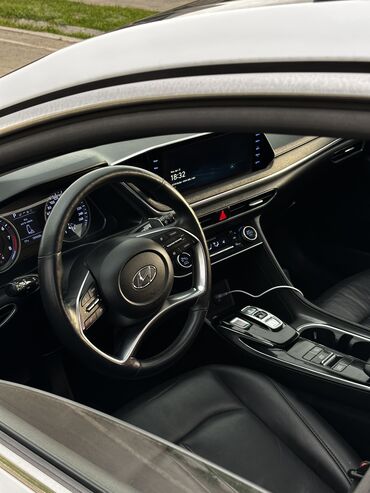 Hyundai: Hyundai Sonata: 2019 г., 2 л, Типтроник, Газ, Седан at lalafo.kg — 5 Hyundai: Hyundai Sonata: 2019 г., 2 л, Типтроник, Газ, Седан — 5