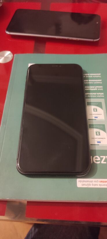 Apple iPhone: IPhone 11, 128 GB, Qara, Face ID — 8