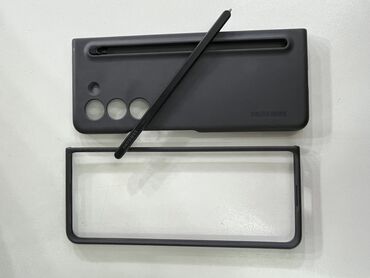 стилус ручка для телефона: Продаю чехол samsung Z Fold
с ручкой