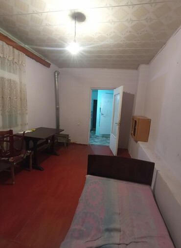 Uzunmüddətli kirayə mənzillər: Kirayə otaq – mətbəx və sanitar qovşağı ilə - 1 otaq: geniş, tavan — 2