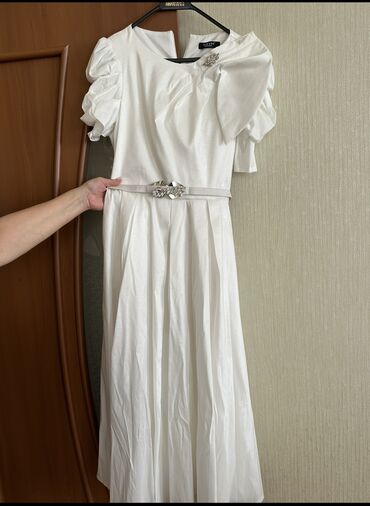 женские платья из микромасла: Baha alinib tezedi geyinilmeyib 50 azn satilir