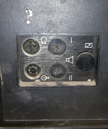 Maqnitofonlar: 1985-ci ilin babin kasetli maqnitafonu satılır. - İşlək vəziyyətdədir — 17