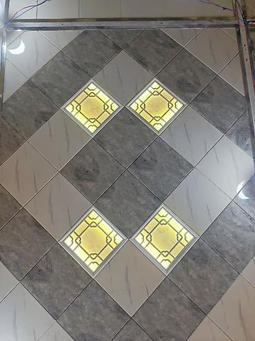 tiktok panel vurmaq: Dekorativ asma tavan paneli – LED işıqlı şüşə vitraj elementlərlə - — 1