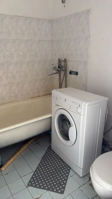 цокольное помещение аренда: 1 бөлмө, Кыймылсыз мүлк агенттиги, Чогуу жашоосу жок, Эмерексиз