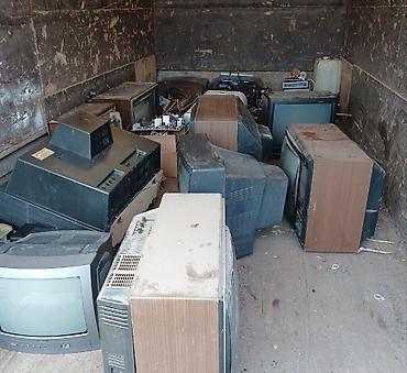 Комплектующие для торгового оборудования: Материал: Металл, В наличии — 21