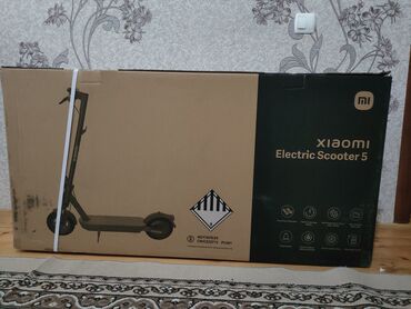 elektro skuter kredit: Новый Электросамокат 10", 501 - 750 Вт, 26 - 35 км/ч