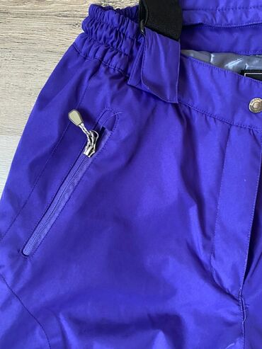 Пуховики и зимние куртки: Горнолыжный (сноуборд) комплект, куртка + штаны. Состояние 10 из 10 — 11