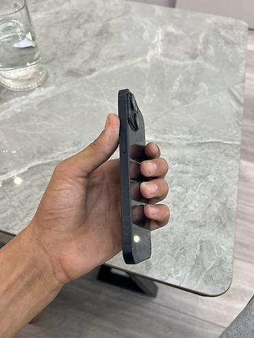 iphone 5 ekran: IPhone 13, Midnight, Face ID — 3