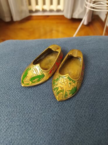 Антиквариат: Башмаки-пепельницы(латунь ) .антиквар.окончательно, смотреть все — 3