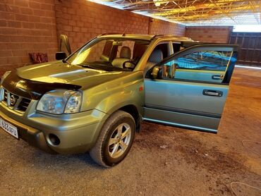 Nissan: Nissan X-Trail: 2003 г., 2 л, Автомат, Бензин, Кроссовер