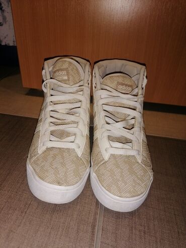 zenske patike steve madden: Adidas, 39