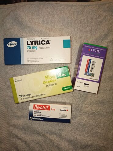 Imam od lekova par anti-depresiva; rivotril elicea, lirika, i