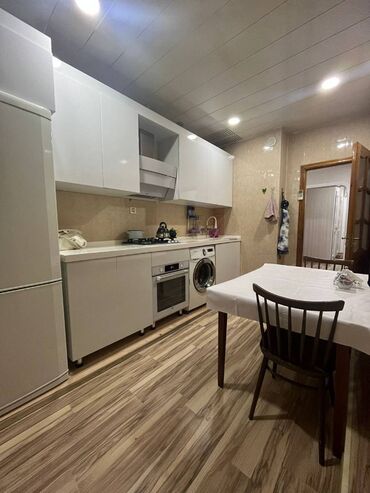 Köhnə tikili: Sumqayıt, 4 otaqlı, Köhnə tikili, 90 kv. m — 12