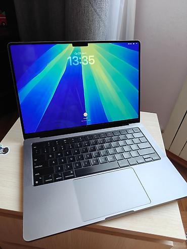 MacBook Pro 14" (2021) — чип Apple M1 Pro, 16 ГБ - Дисплей 14.2"