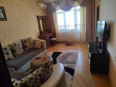 qadın canta: 2 otaqlı, Yeni tikili, m. Həzi Aslanov, 66 kv. m