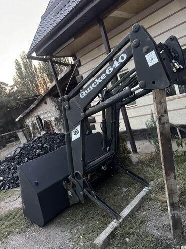 экскаватор погрузчик купить: Фронтальный погрузчик Quicke 640 с ковшом - Марка/модель: Quicke 640