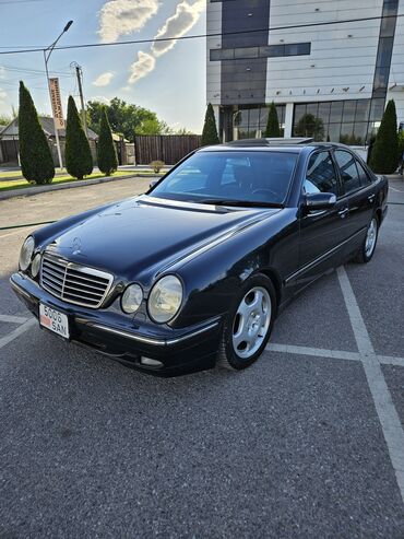 автомобиль дешевле: Mercedes-Benz E 430: 2002 г., 4.3 л, Автомат, Бензин, Седан